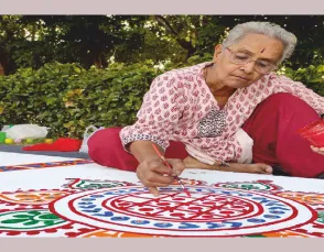 मालवा की सांस्कृतिक धरोहर सहेज रहीं कृष्णा वर्मा