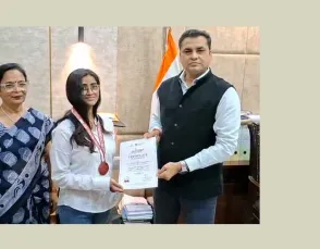 ऐश्वर्या  विश्वकर्मा ने जीता मेडलियन फॉर एक्सीलेंस