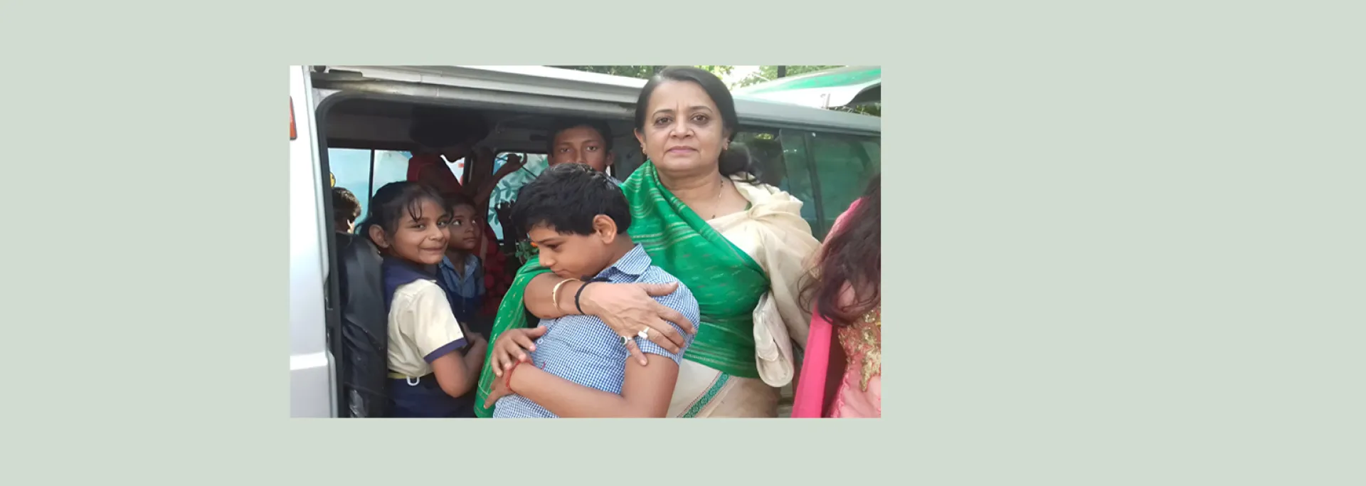 मां यशोदा बनकर सैकड़ों कुपोषित बच्चों